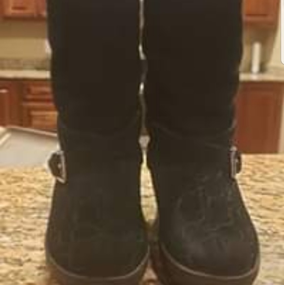 Coach Boots - Picture 2 of 4